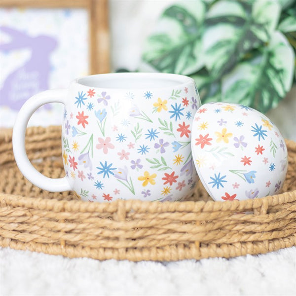 Ceramic mug with floral pattern and matching decorative ball – Panache Homeware Kitchen Collection, elegant cottagecore kitchen decor.