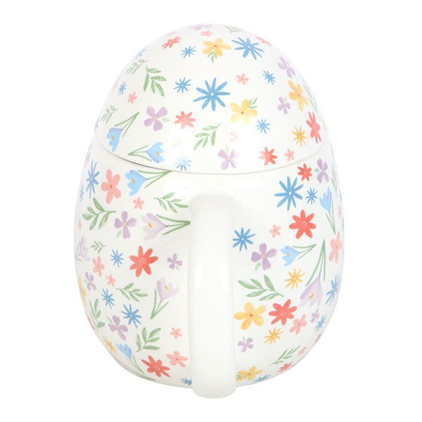 Floral-patterned ceramic mug paired with decorative ball – Panache Homeware Kitchen Collection, cute cottagecore kitchen gift idea.