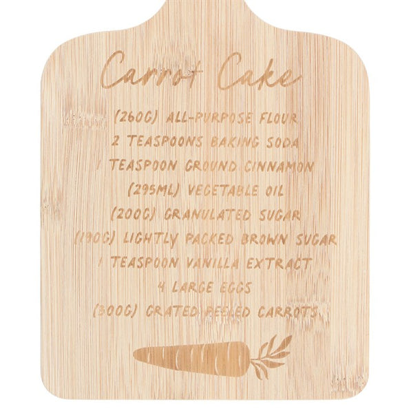 Wooden cutting board with engraved carrot cake recipe – Panache Homeware Kitchen Collection, rustic cottagecore kitchen gift and decor.