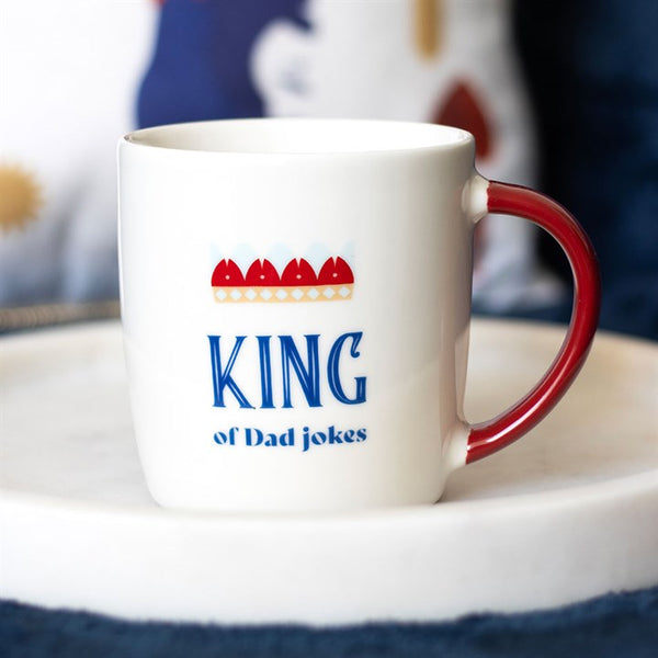 Ceramic dad mug with funny ‘King of Dad Jokes’ design – Panache Homeware Kitchen Collection, novelty coffee mug for fathers, perfect gift.
